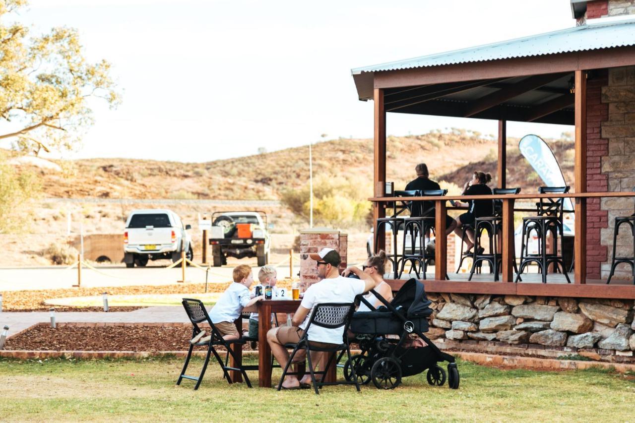 Outback 4*