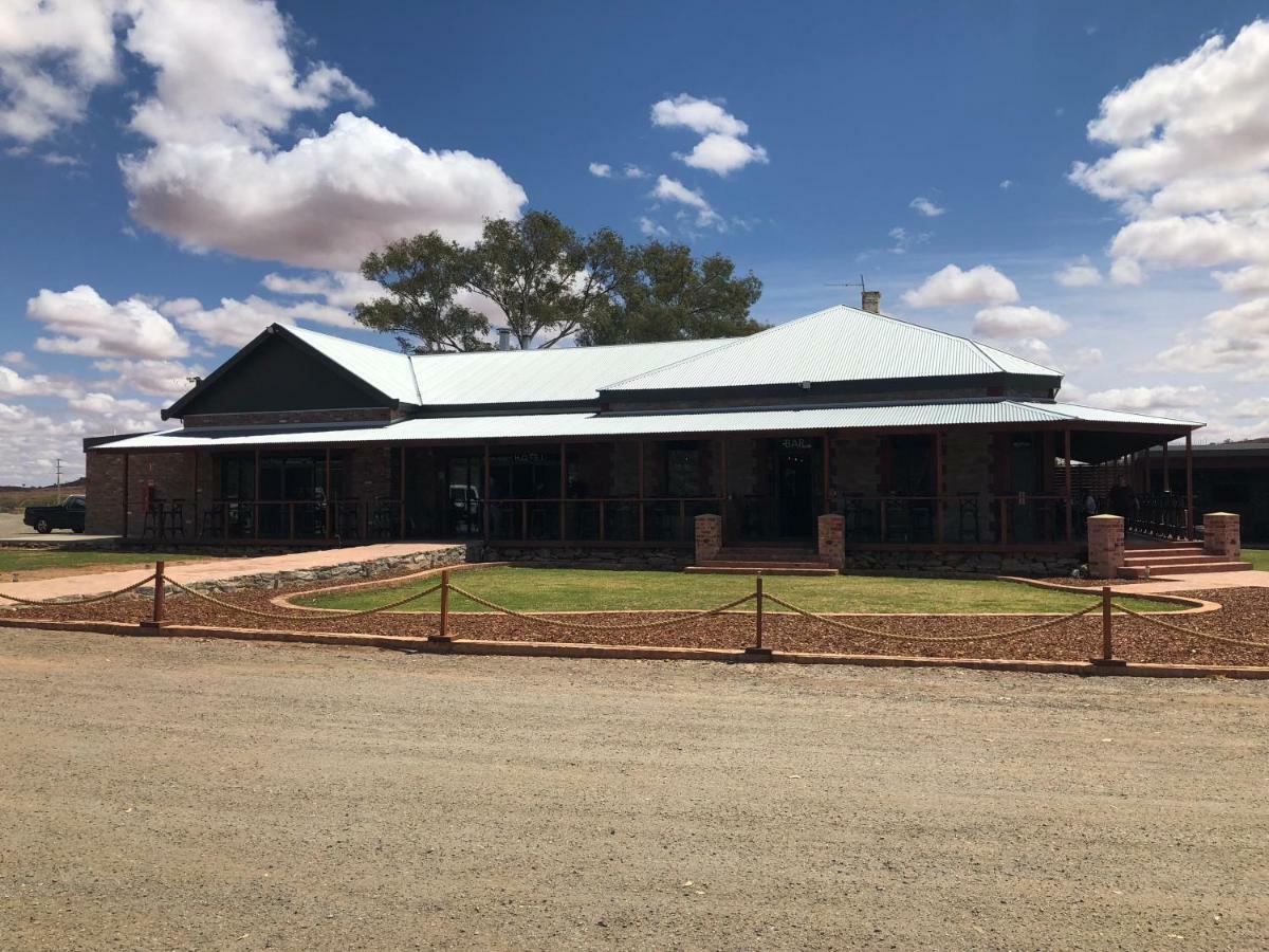 Outback 4* Broken Hill