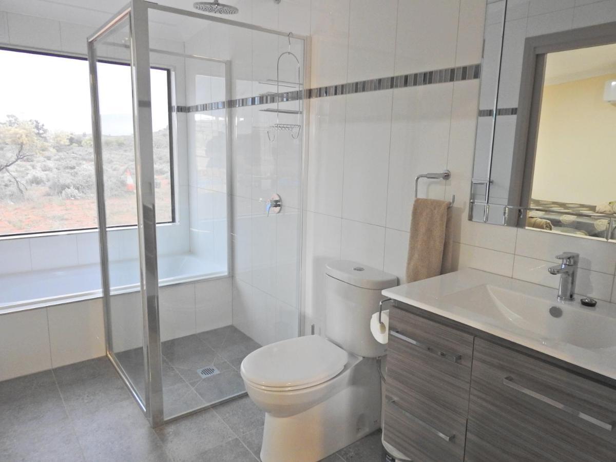 Outback Hotel Broken Hill