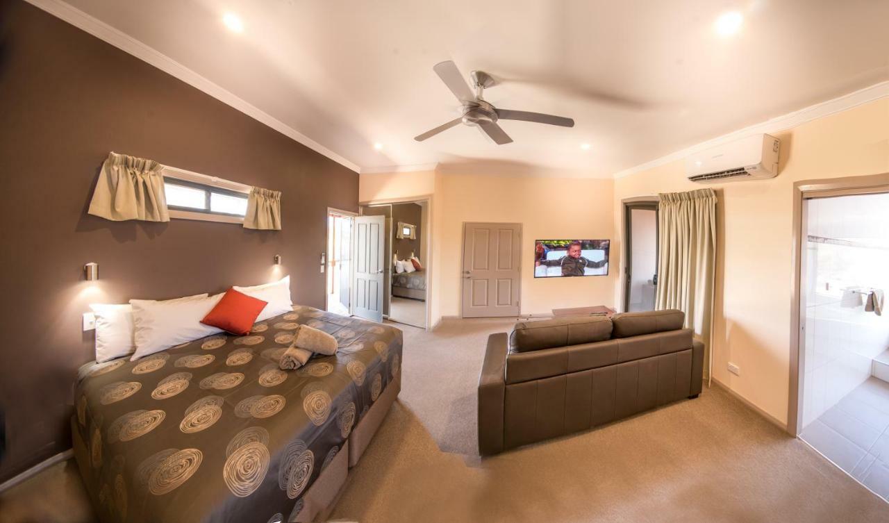 Outback 4* Broken Hill